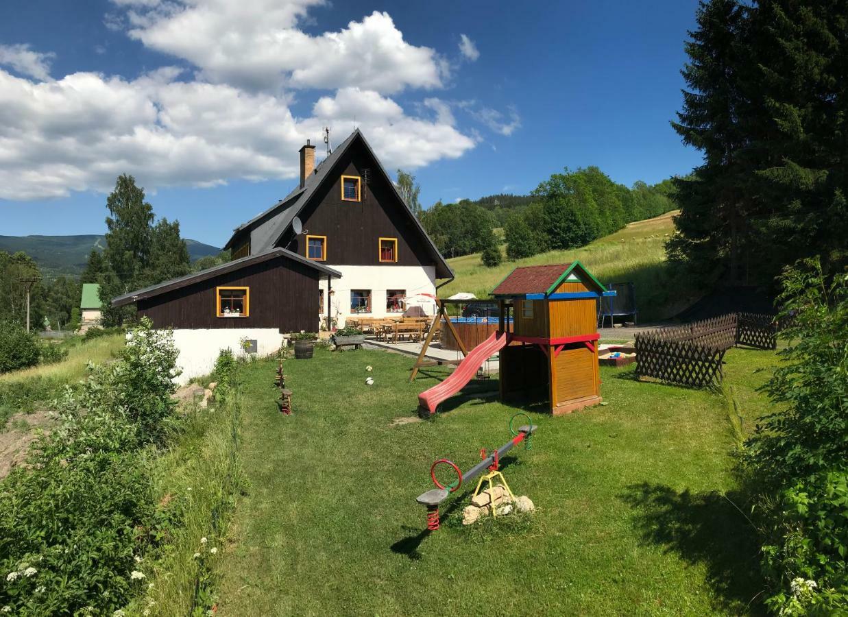 Penzion Slunecnice Rokytnice nad Jizerou Bagian luar foto